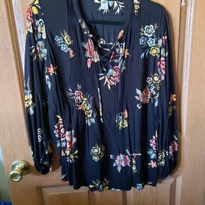 Old Navy black floral blouse